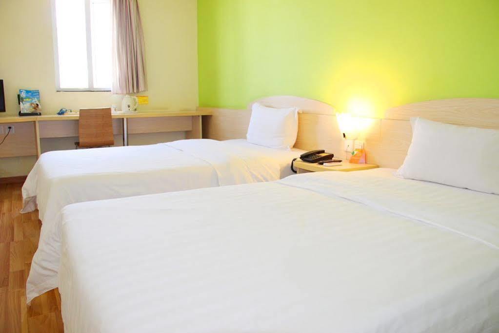 7Days Inn Dalian Harbour Square Ferry Terminal Ngoại thất bức ảnh