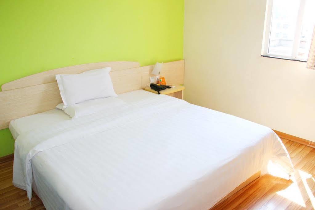 7Days Inn Dalian Harbour Square Ferry Terminal Ngoại thất bức ảnh