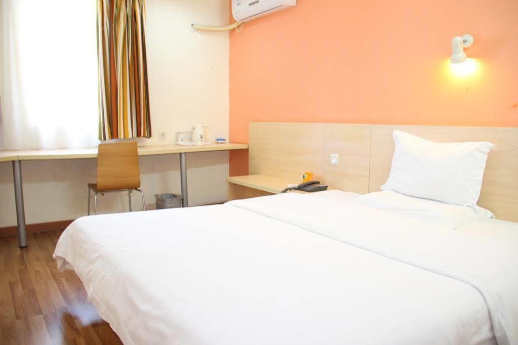 7Days Inn Dalian Harbour Square Ferry Terminal Ngoại thất bức ảnh