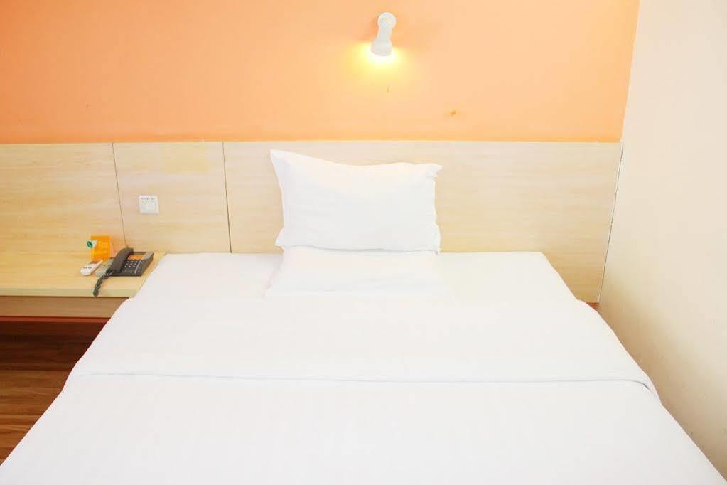 7Days Inn Dalian Harbour Square Ferry Terminal Ngoại thất bức ảnh