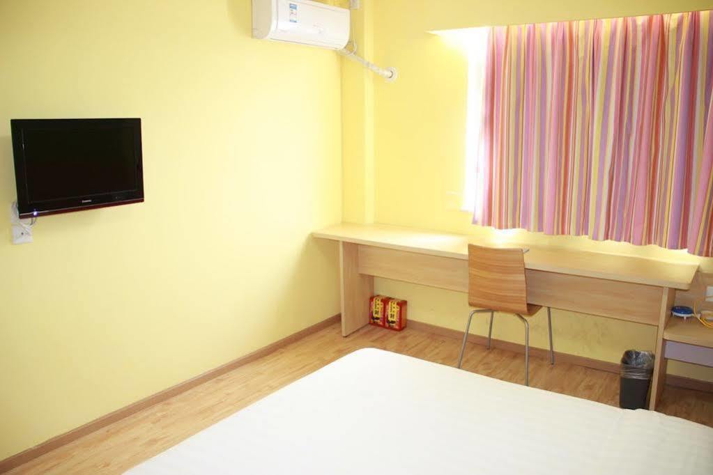 7Days Inn Dalian Harbour Square Ferry Terminal Ngoại thất bức ảnh