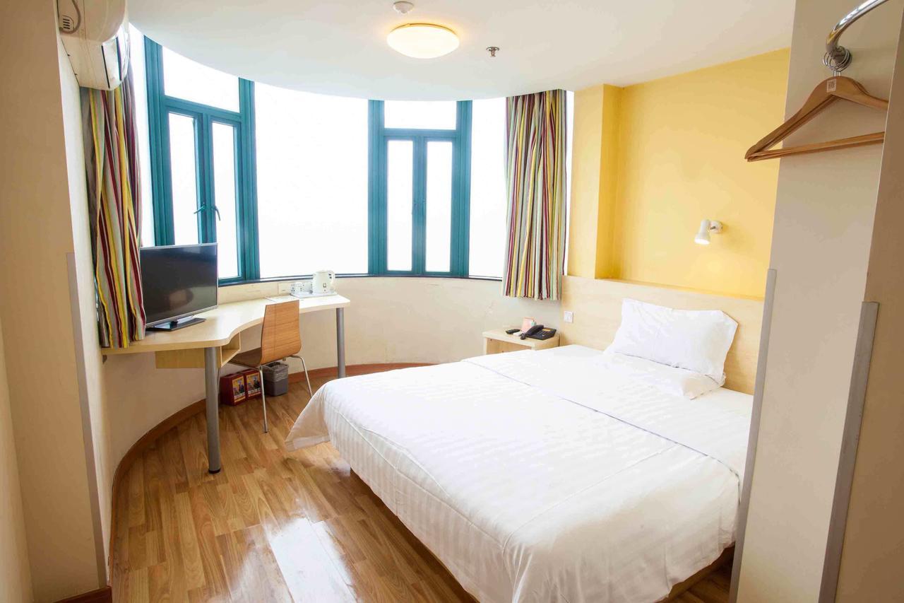 7Days Inn Dalian Harbour Square Ferry Terminal Ngoại thất bức ảnh