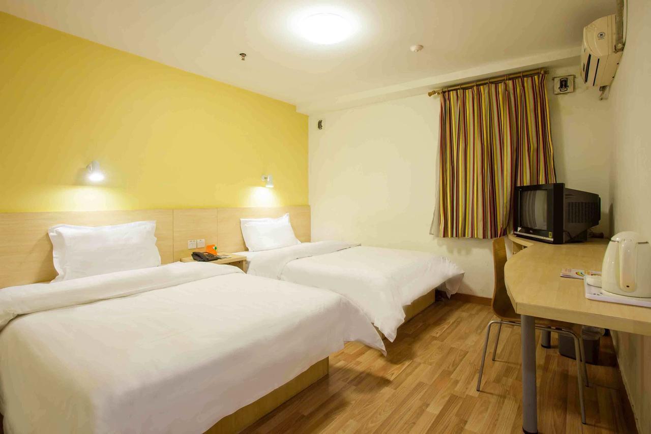 7Days Inn Dalian Harbour Square Ferry Terminal Ngoại thất bức ảnh